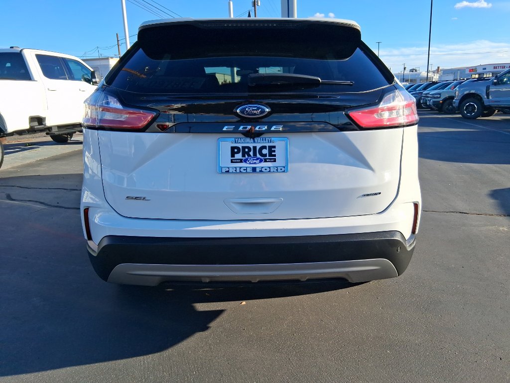 Certified 2024 Ford Edge SEL image 4