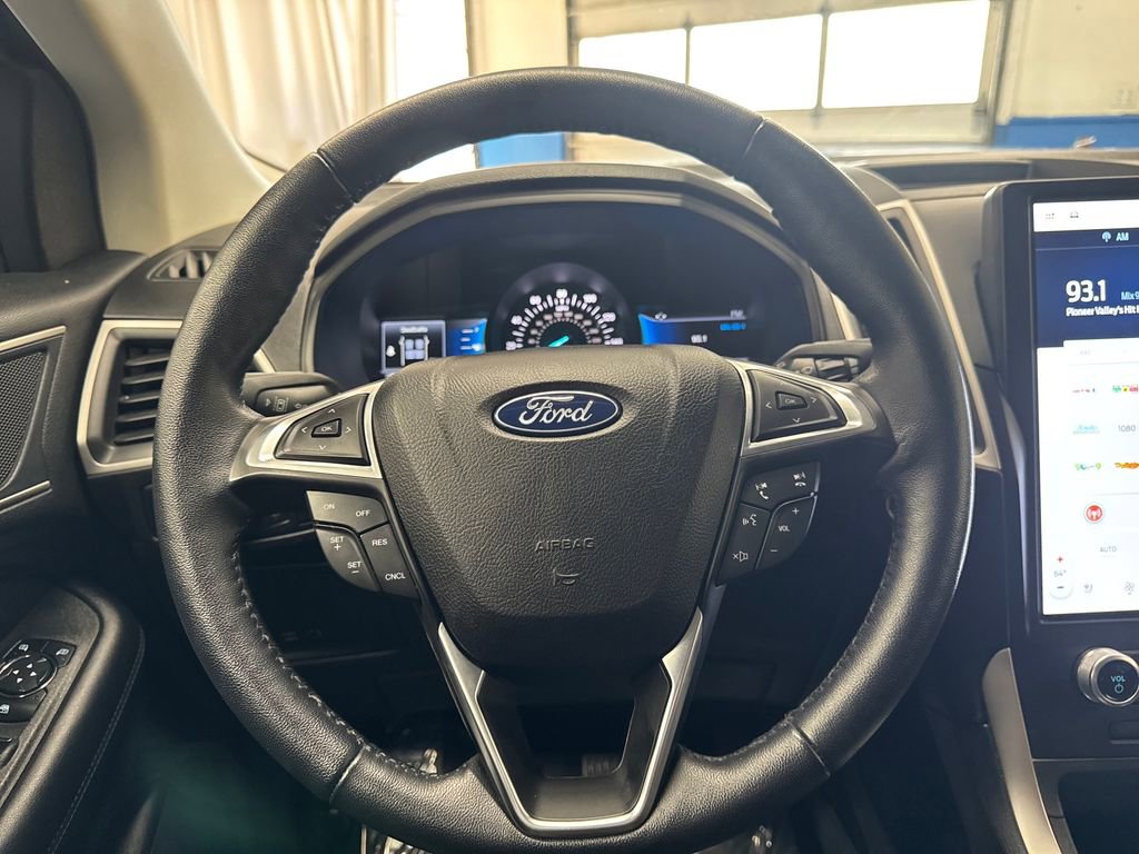 Certified 2022 Ford Edge SEL w/ Convenience Package AWD/4WD image 23