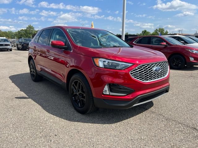 Certified 2023 Ford Edge SEL w/ Convenience Package AWD/4WD image 3