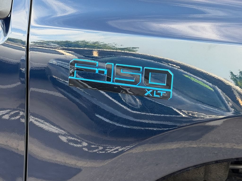 Certified 2025 Ford F150 Lightning XLT AWD/4WD image 10