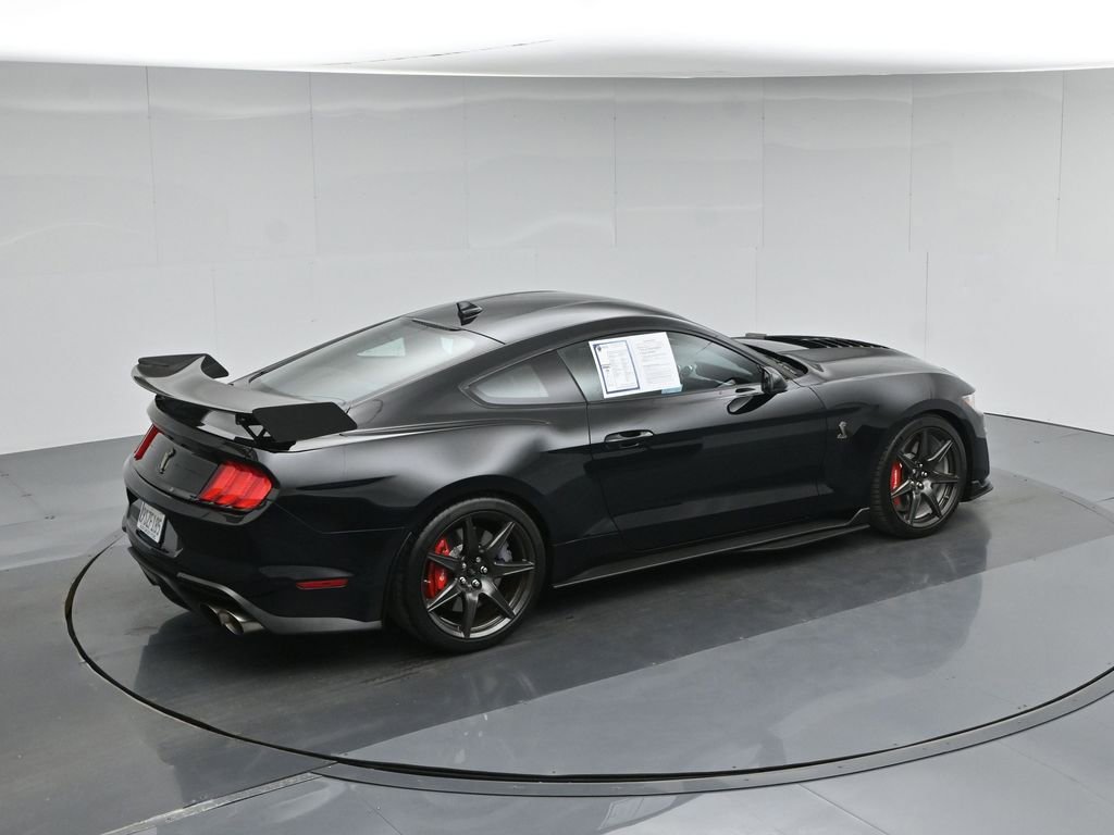 Certified 2021 Ford Mustang Shelby GT500 w/ Carbon Fiber Track Pack RWD image 38