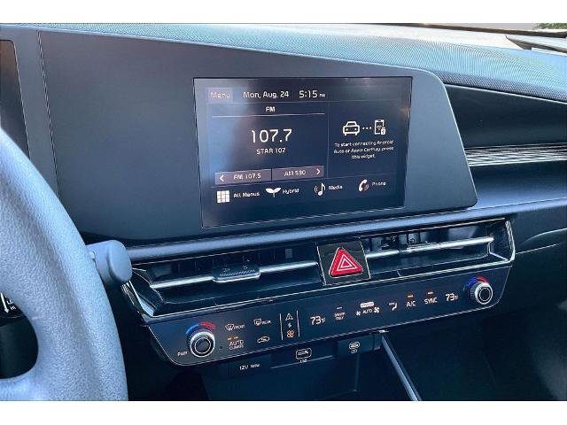 Used 2025 Kia Niro LX FWD image 9