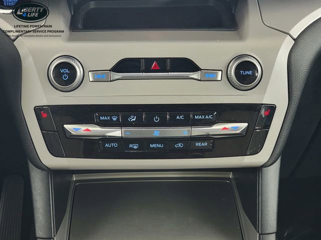 Certified 2023 Ford Explorer XLT image 23