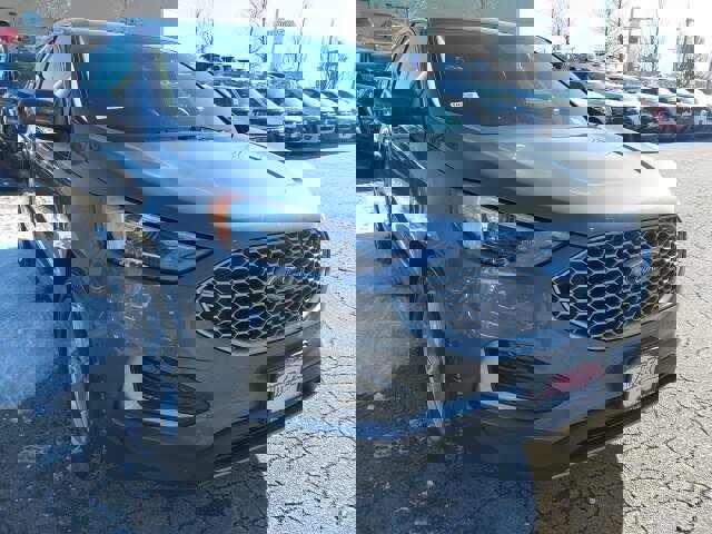 Certified 2023 Ford Edge SEL image 2