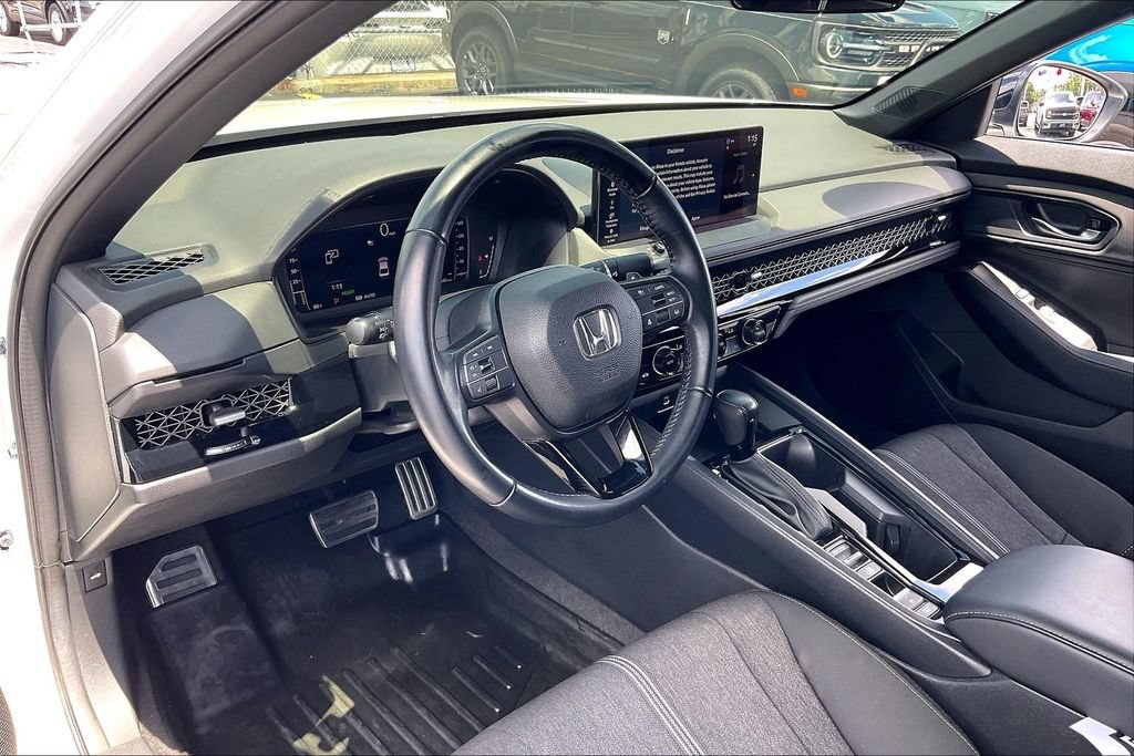 Used 2023 Honda Accord Sport image 13