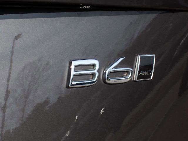 Used 2023 Volvo XC90 B6 Ultimate w/ Protection Package AWD/4WD image 11