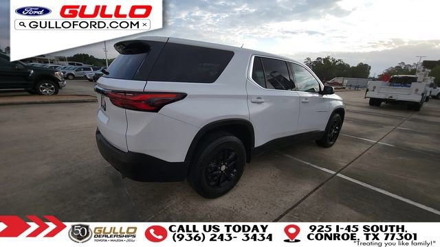 Used 2023 Chevrolet Traverse LS image 5