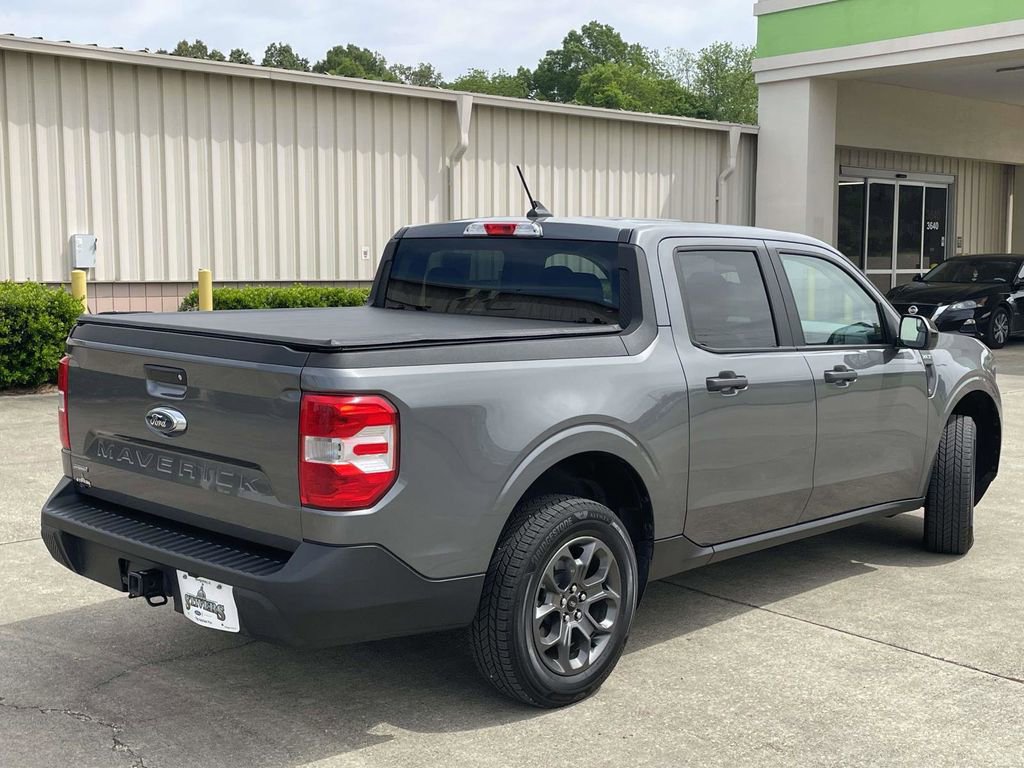 Certified 2024 Ford Maverick XLT w/ XLT Luxury Package image 3