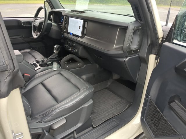 Certified 2025 Ford Bronco Badlands AWD/4WD image 37