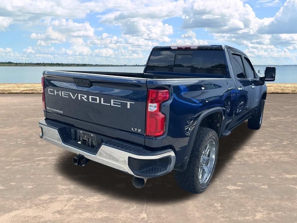 Used 2023 Chevrolet Silverado 3500 LTZ AWD/4WD image 8