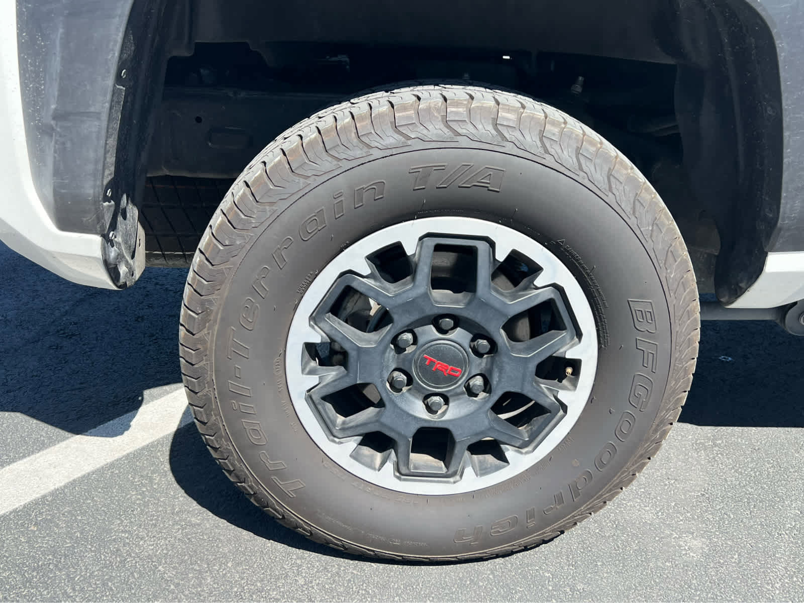 Used 2024 Toyota Tacoma TRD Off-Road AWD/4WD image 15