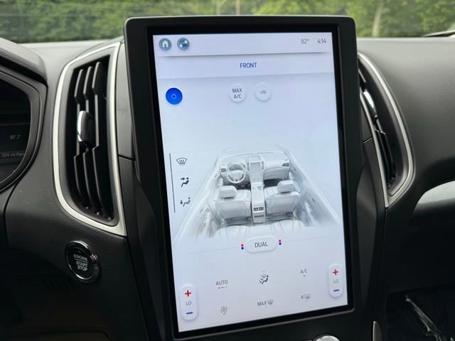 Certified 2024 Ford Edge SE w/ Black Appearance Package image 24