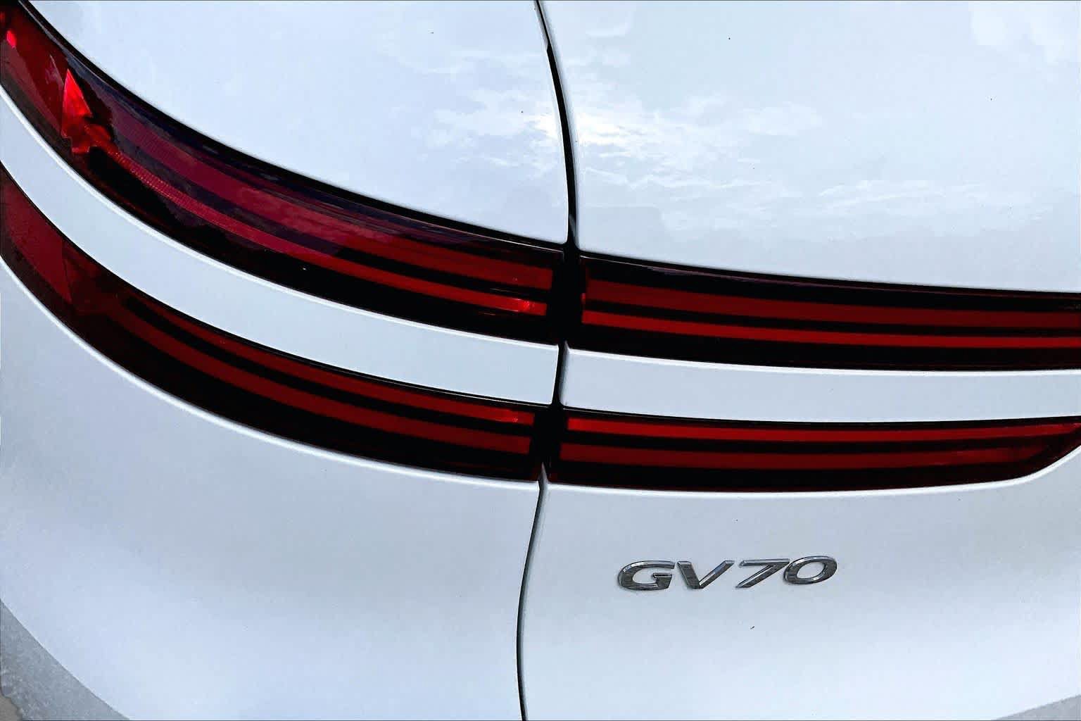 Used 2025 Genesis GV70 2.5T AWD/4WD image 28