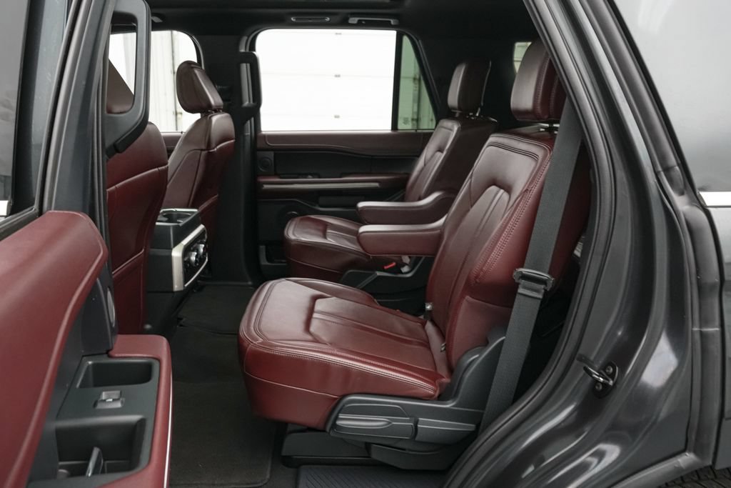 Certified 2024 Ford Expedition Limited AWD/4WD image 19