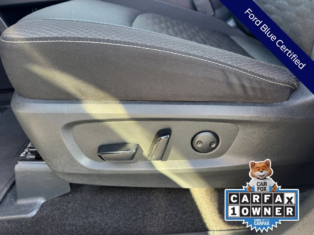 Used 2025 Nissan Pathfinder SV FWD image 37