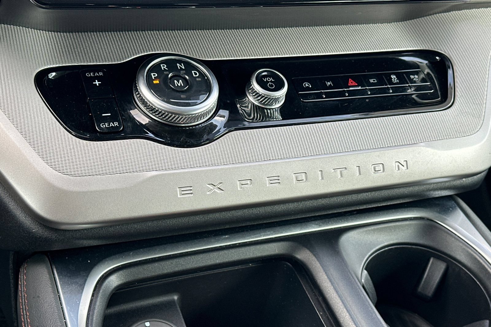 Certified 2025 Ford Expedition Active RWD image 21