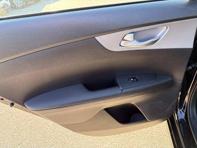 Used 2024 Kia Forte LXS image 12