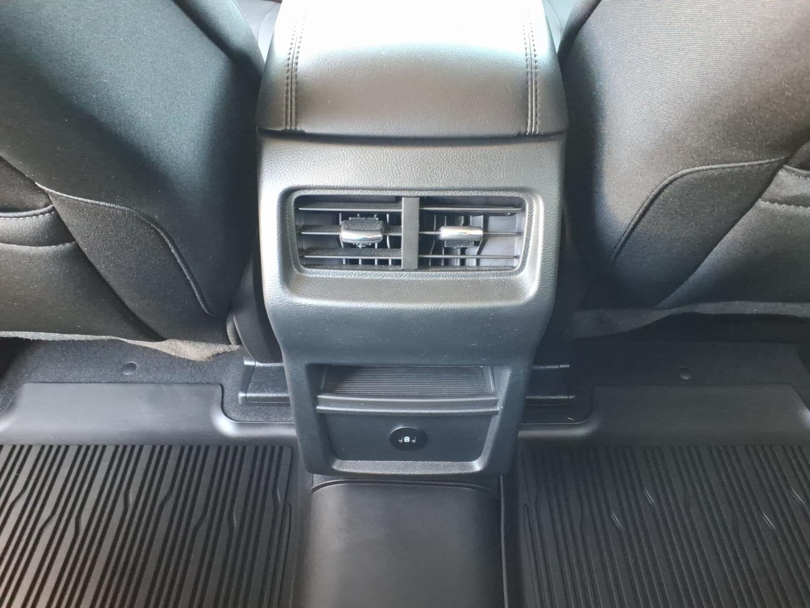 Certified 2024 Ford Edge SE AWD/4WD image 13
