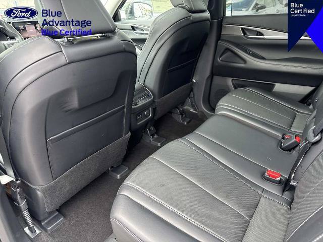 Used 2023 INFINITI QX60 Luxe w/ Cargo Package FWD image 12