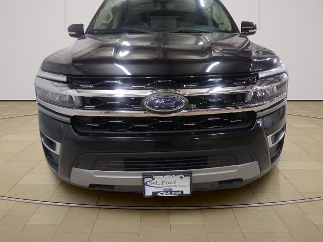 Certified 2022 Ford Expedition Limited AWD/4WD image 9