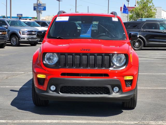 Used 2022 Jeep Renegade Altitude w/ Convenience Group AWD/4WD image 2