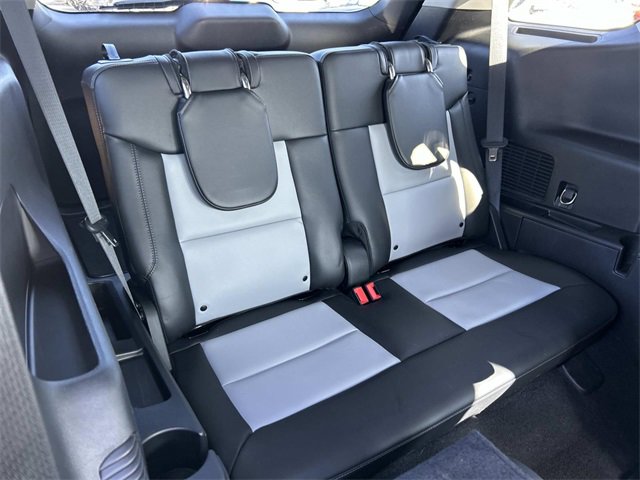 Certified 2022 Ford Explorer XLT w/ Equipment Group 202A image 28