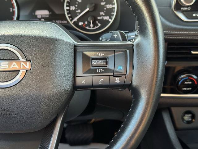 Used 2025 Nissan Rogue SV FWD image 22
