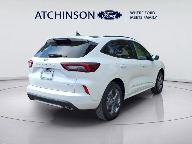 Certified 2024 Ford Escape ST-Line w/ Tech Pack #1 AWD/4WD image 5