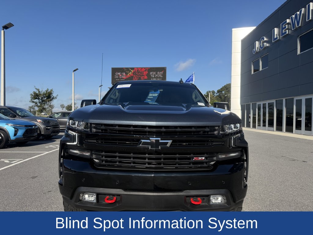 Used 2021 Chevrolet Silverado 1500 LT Trail Boss w/ LT Trail Boss Premium Package AWD/4WD image 4