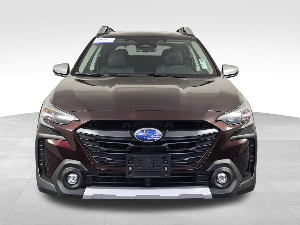 Used 2023 Subaru Outback Touring XT AWD/4WD image 2