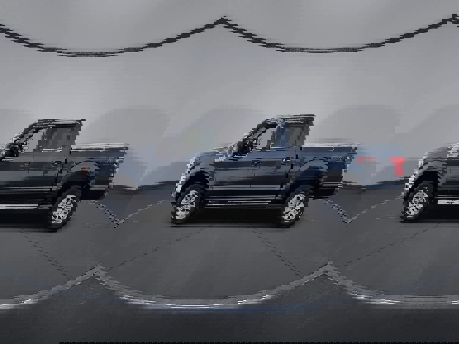 Certified 2019 Ford F150 XL w/ Equipment Group 101A Mid image 5