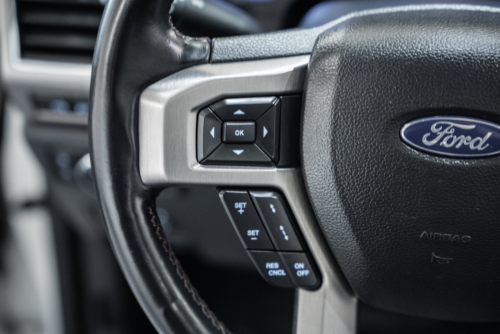 Certified 2022 Ford F250 Platinum AWD/4WD image 31
