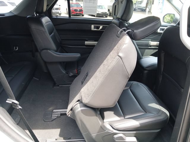 Certified 2023 Ford Explorer XLT w/ Equipment Group 202A AWD/4WD image 46