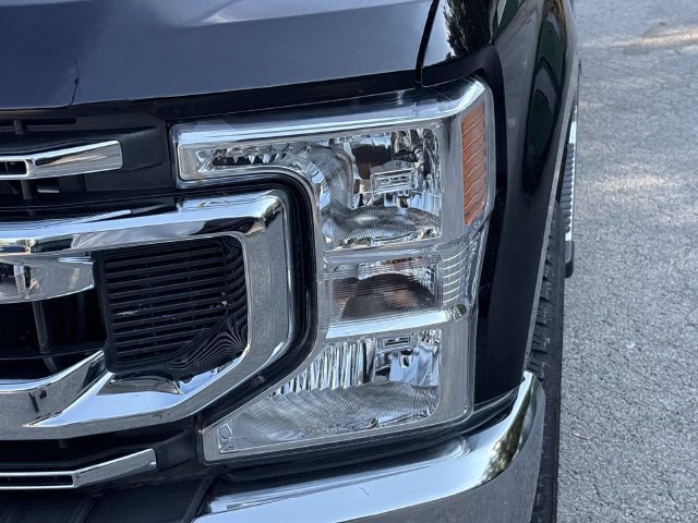 Certified 2020 Ford F250 XL w/ STX Appearance Package AWD/4WD image 10