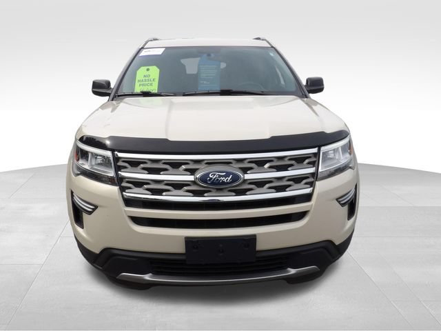 Certified 2018 Ford Explorer XLT FWD image 2