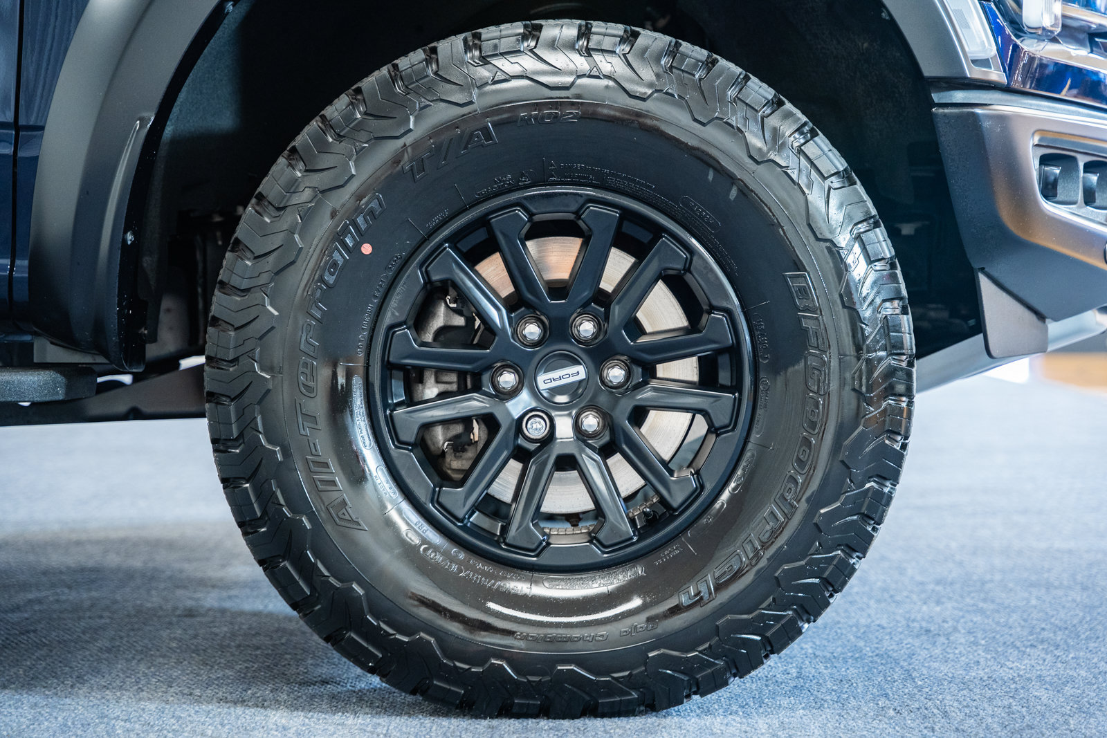Certified 2024 Ford F150 Raptor AWD/4WD image 23