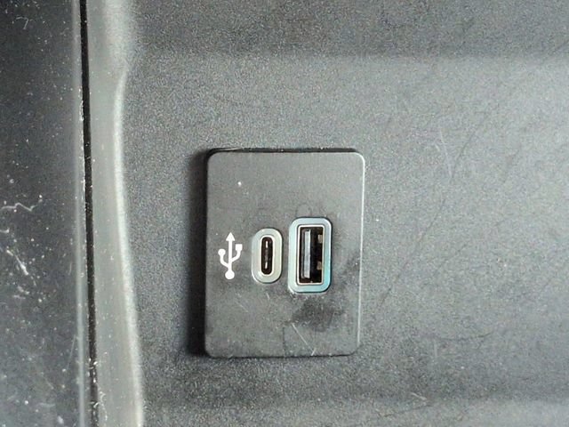 Certified 2025 Ford F250 XLT w/ Black Appearance Package AWD/4WD image 23