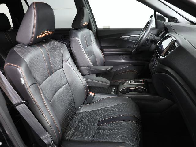 Used 2023 Honda Passport TrailSport image 9