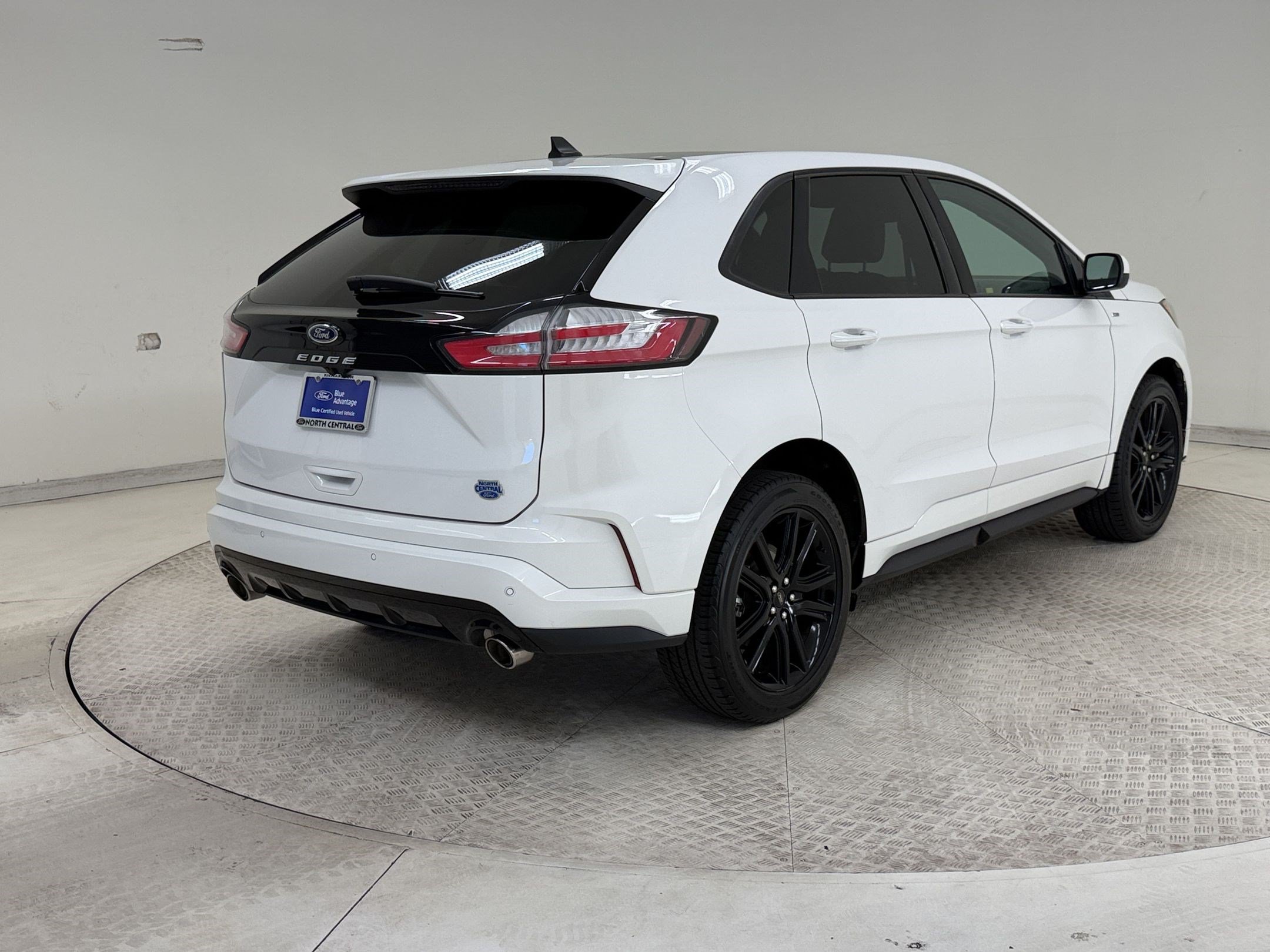 Certified 2021 Ford Edge ST-Line FWD image 9