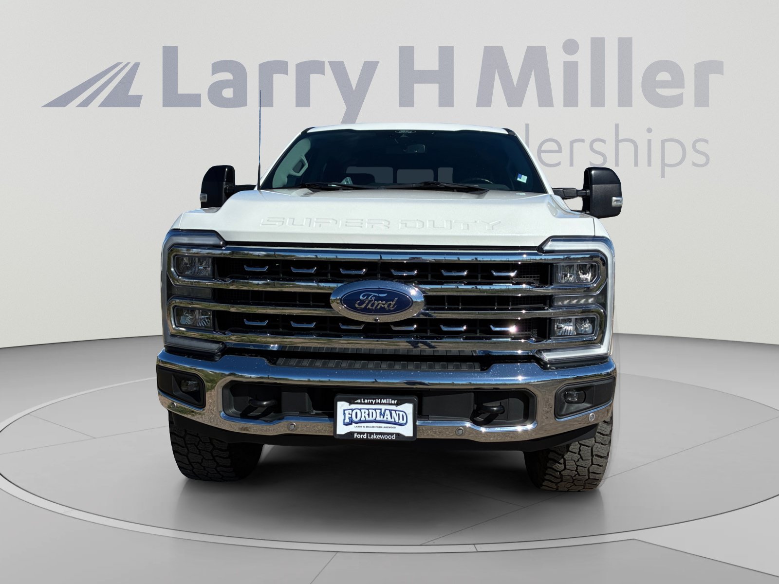 Certified 2024 Ford F250 Lariat w/ Lariat Ultimate Package AWD/4WD image 8