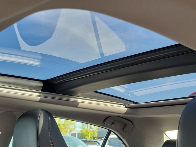 Used 2021 Toyota Camry XSE FWD image 15