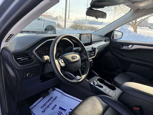 Certified 2022 Ford Escape SEL image 16