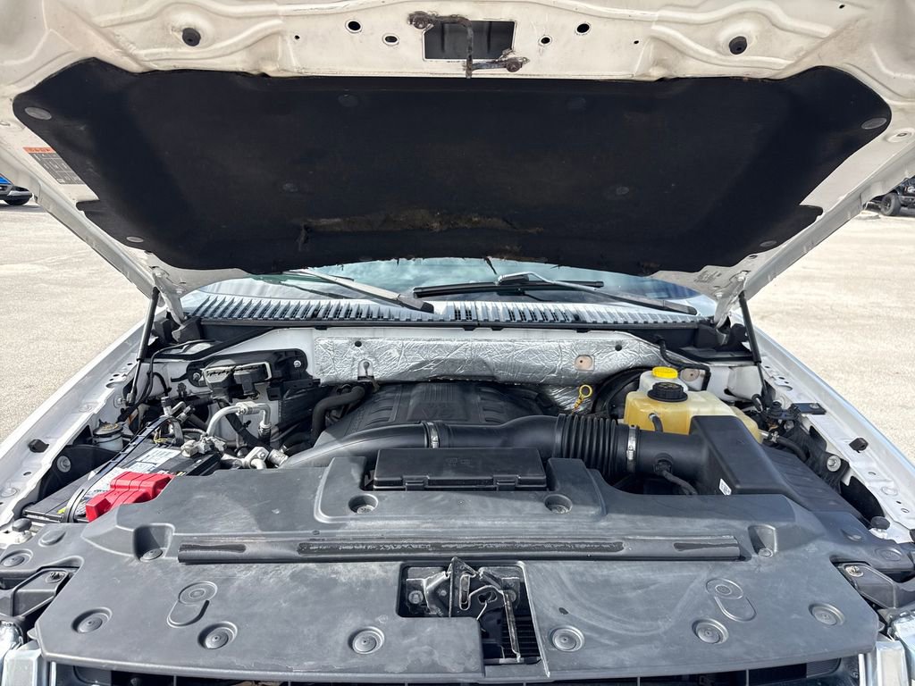 Certified 2017 Ford Expedition Platinum RWD image 31