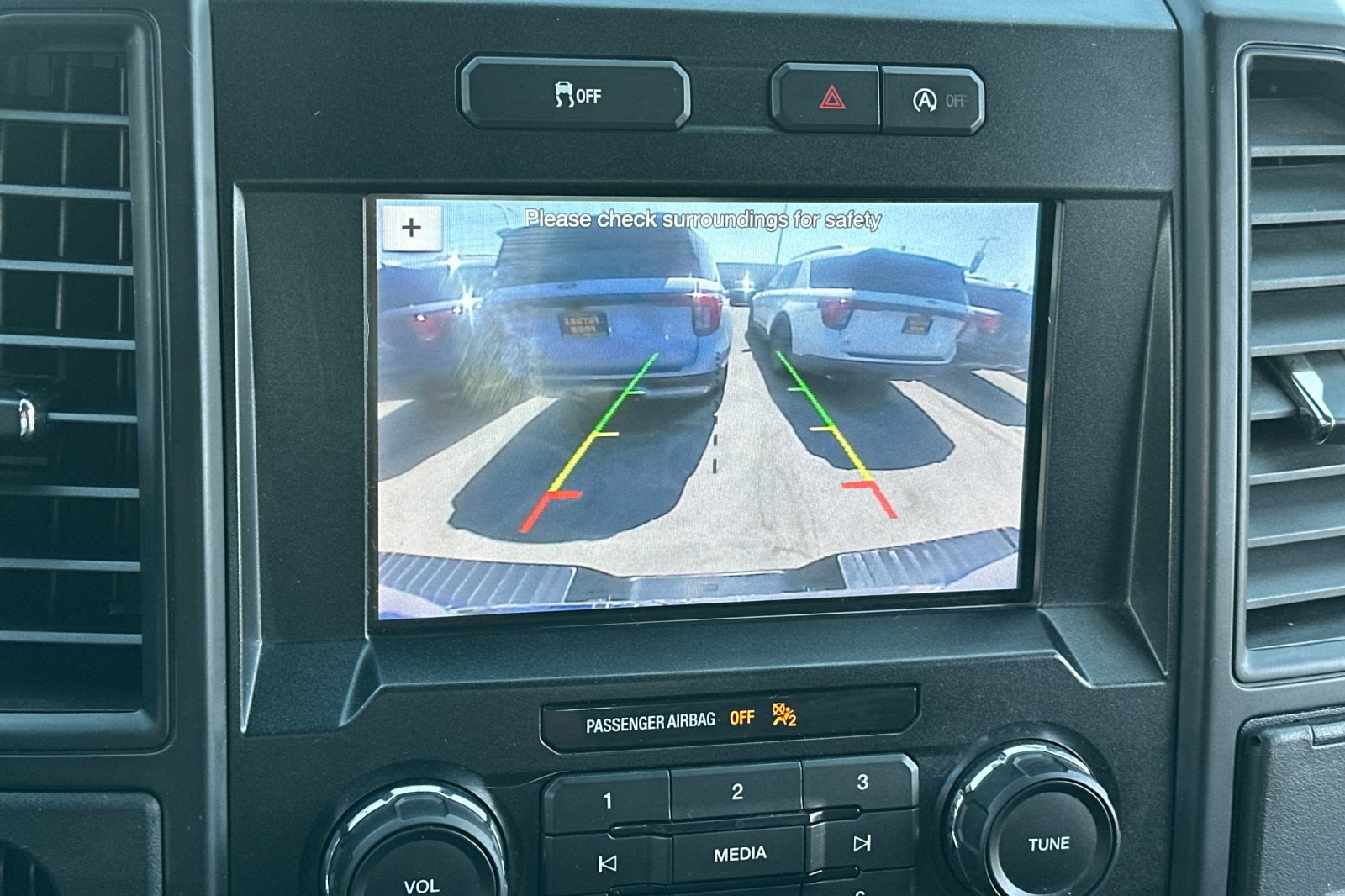 Certified 2019 Ford F150 XL w/ Equipment Group 101A Mid RWD image 19
