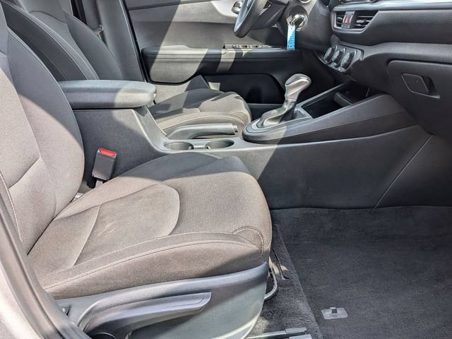 Used 2024 Kia Forte LXS FWD image 28