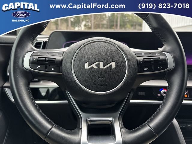 Used 2023 Kia Sportage EX image 32