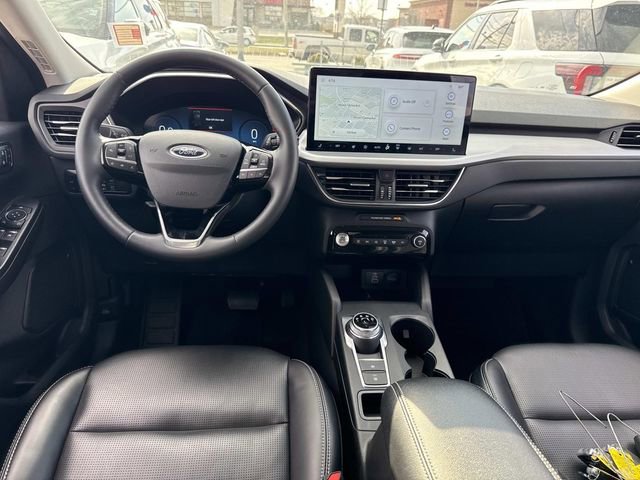 Certified 2024 Ford Escape Platinum image 19