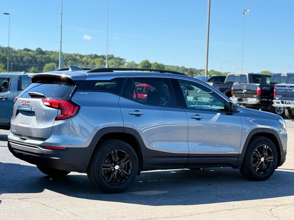 Used 2020 GMC Terrain SLE w/ Driver Convenience Package FWD image 31