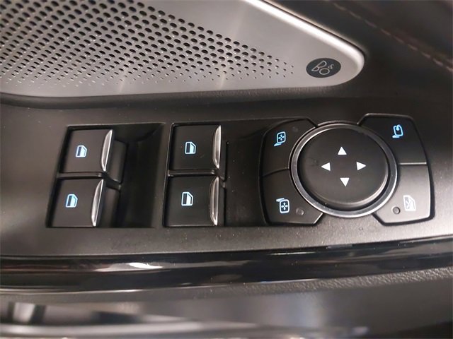 Certified 2021 Ford Explorer Platinum w/ Equipment Group 601A image 28