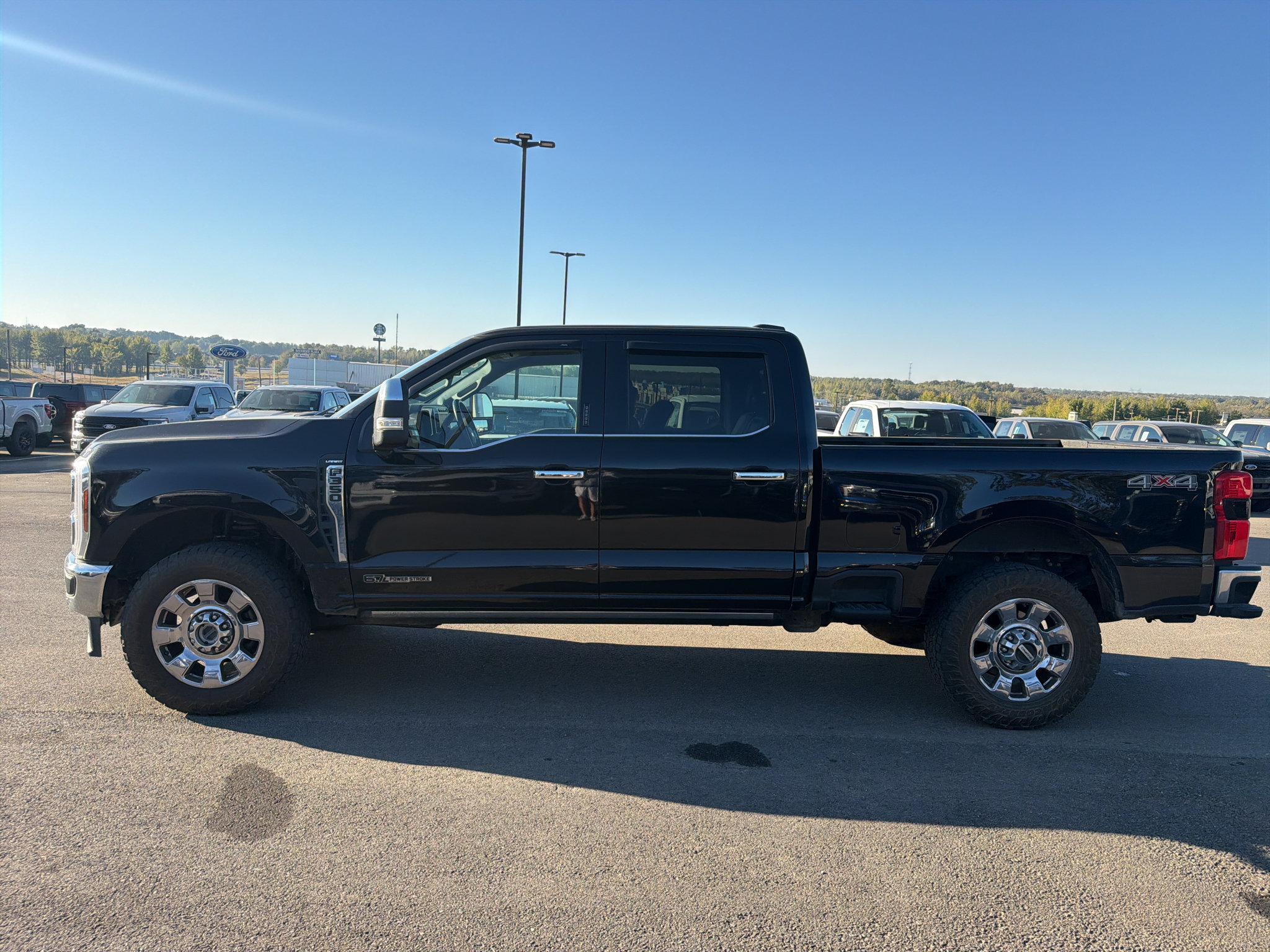 Certified 2024 Ford F350 Lariat w/ Lariat Ultimate Package AWD/4WD image 2